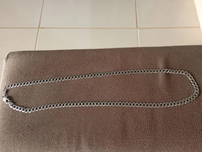 Corrente de prata*