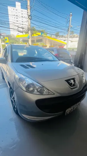 Peugeot 207 XR 1.4 Flex 8V 5P 2009