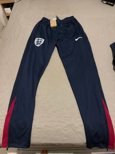 Calça Nike nova na etiqueta