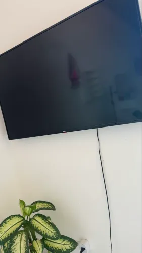 TELEVISÃO PHILCO 42 polegadas