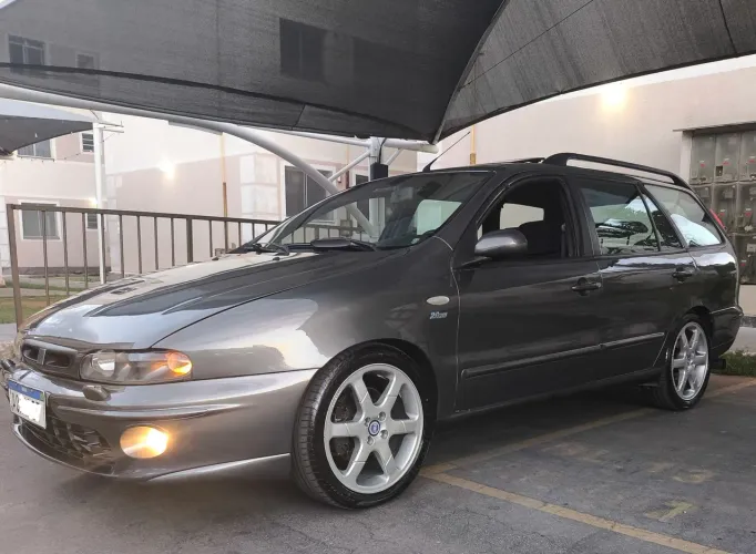 Fiat Marea Weekend HLX 2.0 20V 4P 1999