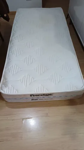 Colchão de molas ensacadas da Prorelax de solteiro/ medidas 1.88x88x24 altura,