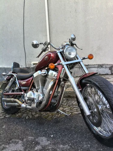 Vendo intruder 1400