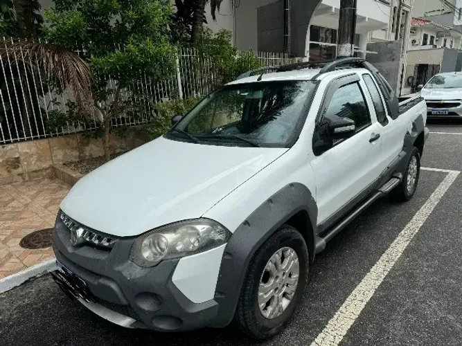 Fiat Strada Adventure 1.8/ 1.8 Locker Flex CE 2013