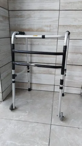 Andador