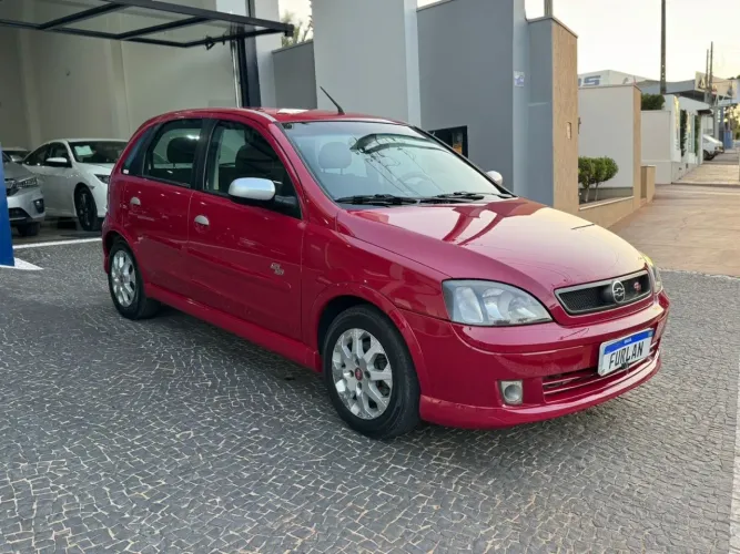 Chevrolet Corsa Hat. SS 1.8 MPFI 8V Flexpower 5P 2006