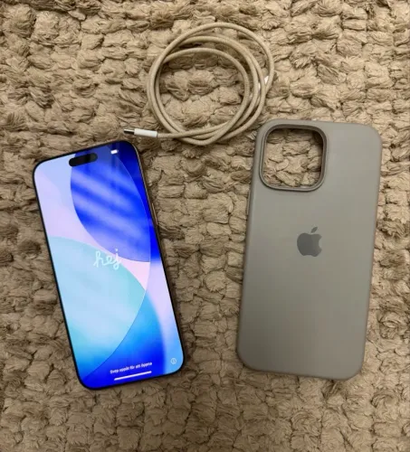 Celular iPhone 16 pro max