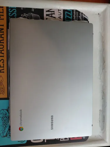 Chromebook samsung prateado