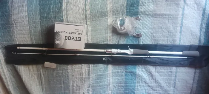 Kit de pesca vara com carretilha