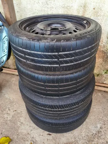 Rodas e pneus aro 16