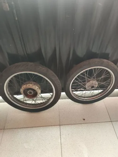 Par de rodas CG 250