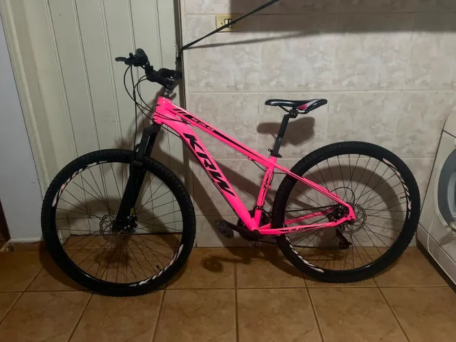 Bicicleta top aro 29 , 800.00 aceito oferta