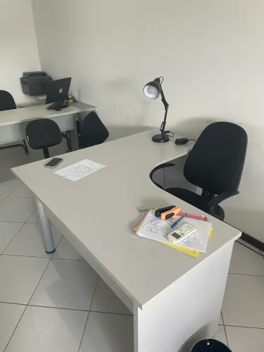 Mesa grande de escritório