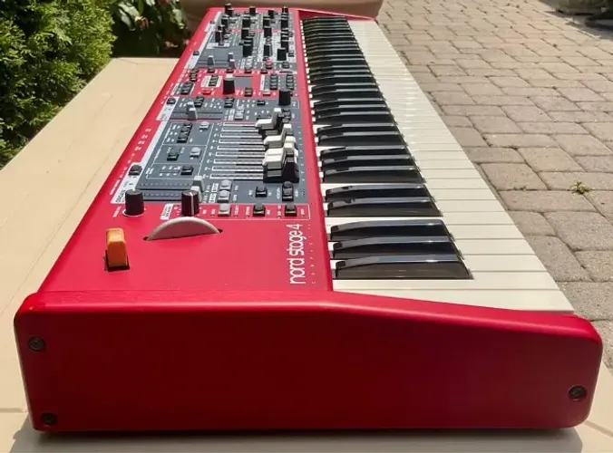 Nord Stage 4 Compact 73