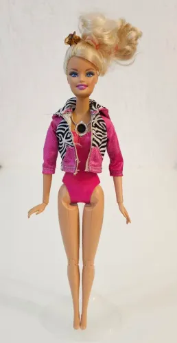 Barbie Video Girl Original Mattel 2010 Para Conserto ou Coleção Leia