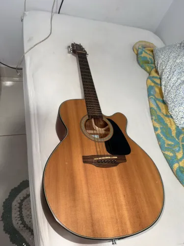 Violão Takamini