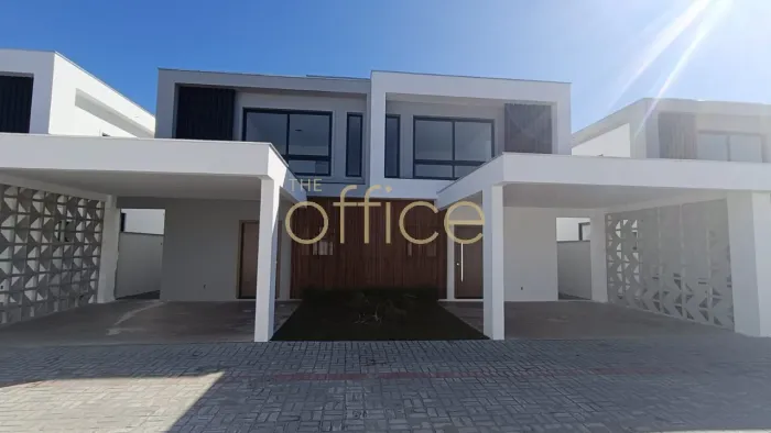Casa à Venda em Condomínio Fechado no Bairro Vila Nova - Joinville-SC: 3 Quartos, 1 Suíte,