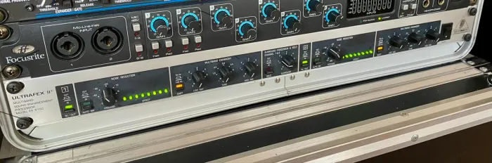 Behringer Ultrafex II EX3100 Processador Audio