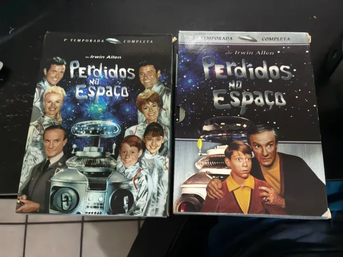 Box Perdidos no Espaço 1º e 2º temporada