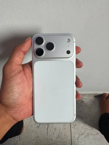 Vendo iPhone 17 pro Max zero