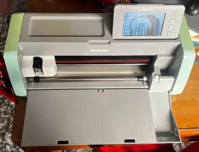 Máquina de Corte Brother ScanNCut SDX125 Semi Nova - Excelente Estado!