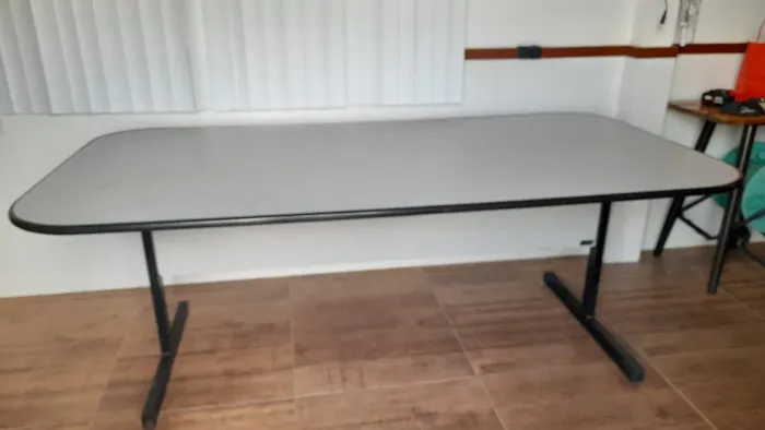 MESA GRANDE DE MDF