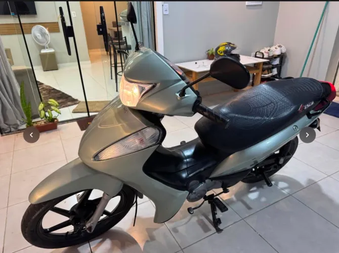 Biz 2011 motor 125cc com partida e Rodão
