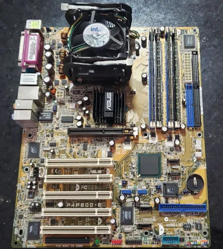 Kit PC Retrô socket 478 ASUS P4P800-E para restauração ou coleção