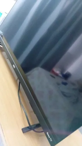 TV Smart 30 polegadas com Roku TV,Comando de Voz,,HDMI,,USB,Wi-Fi e Conversor Digital