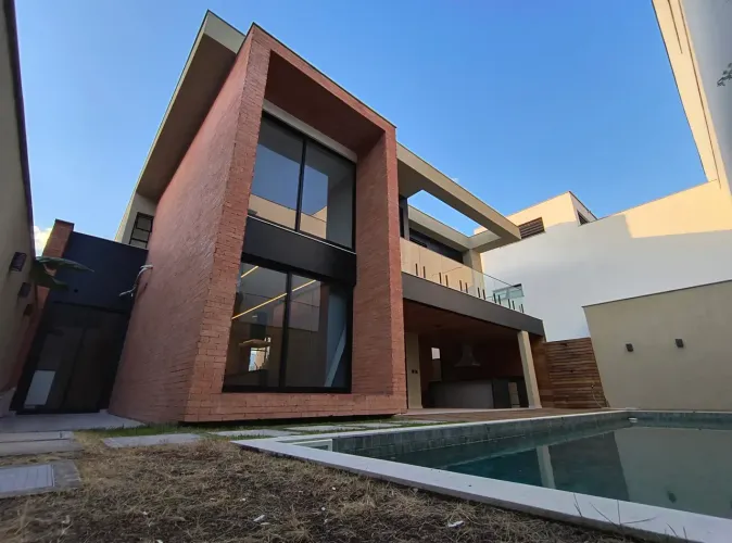 Condomínio Barra de Itaúna Casa Duplex 5 quartos em Barra da Tijuca - Rio de Janeiro - RJ