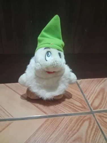 Anões