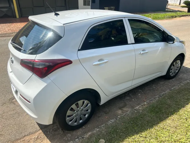 Hyundai HB20 Unique 1.0 Flex 12V Mec. 2019