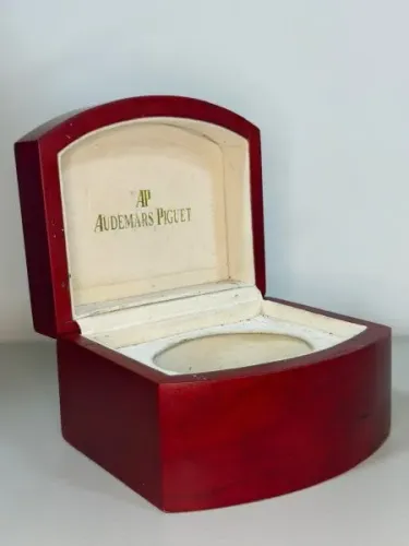 Estojo Original Audemars Piguet - Madeira Luxuosa, Rara e Colecionável