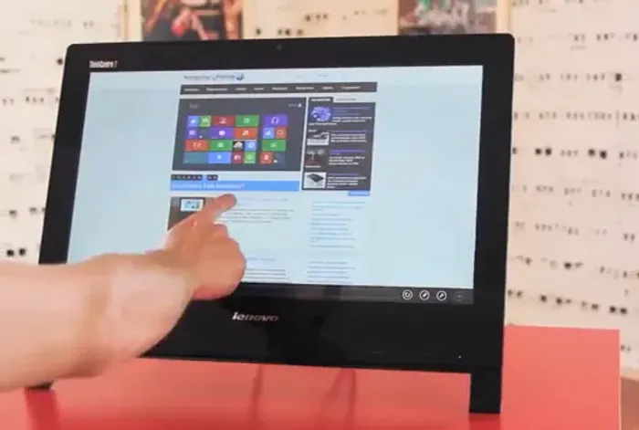 All In One Lenovo 23 TouchScreen i5 8GB (Leve Defeito) Troco por TV ou Monitor 27 Pol