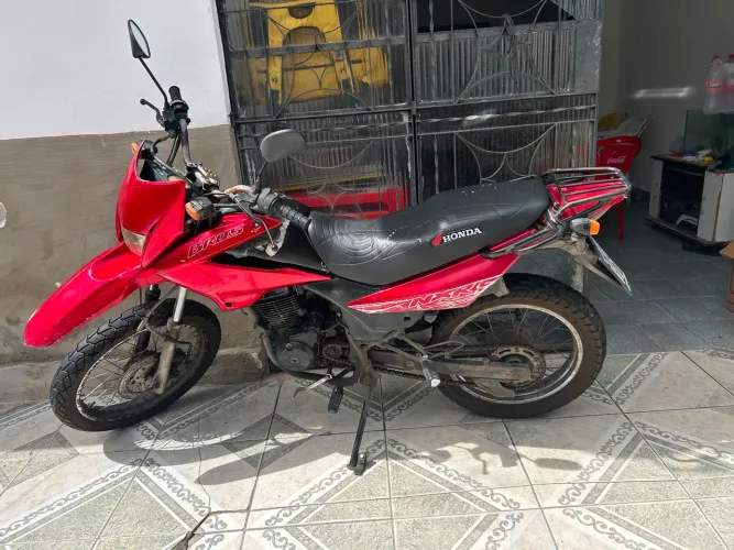 Vendo moto honda 150