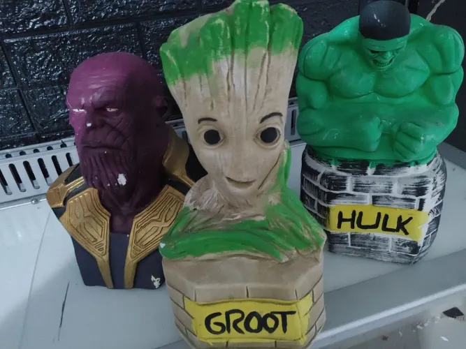 Bonecos de Gesso Thanos ,Hulk ,Groot