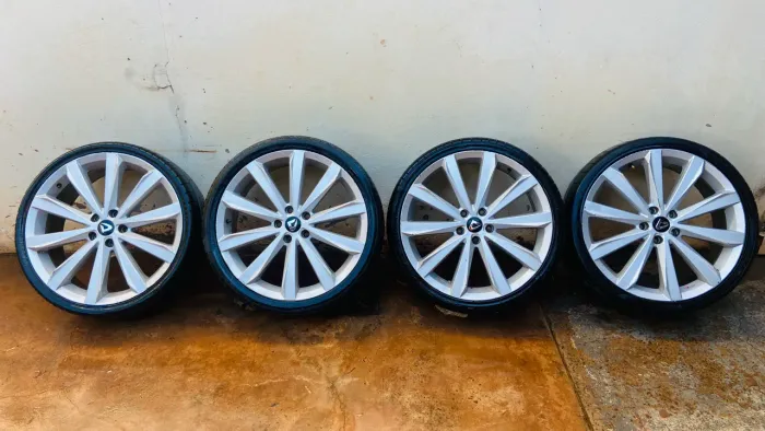 JOGO DE RODAS ARO 20 Volcano Misty ORIGINAIS