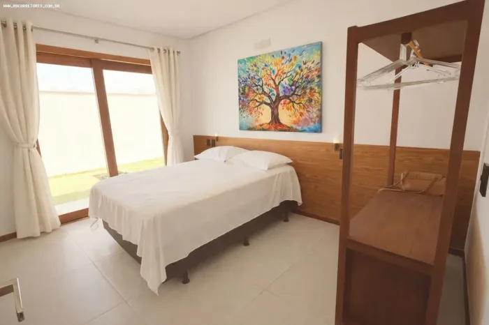 Casa para Venda em Tibau do Sul, 3 dormitórios, 3 suítes, 4 banheiros, 3 vagas