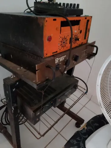 Vendo uma Radiola