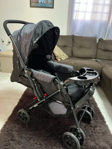 Carrinho de bebê
