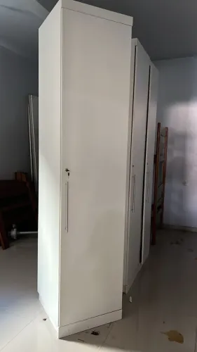 ARMARIO VERTICAL PARA SOLTEIRO EM MDF