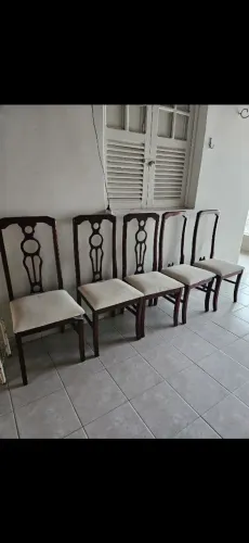 Conjunto de cadeiras
