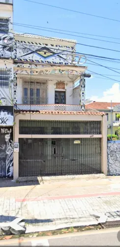 GC Sobrado para venda tem 195 metros quadrados com 6 quartos em São Brás - Belém - PA