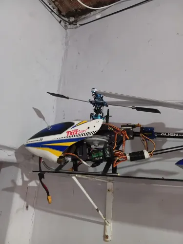 Helicóptero trex 450