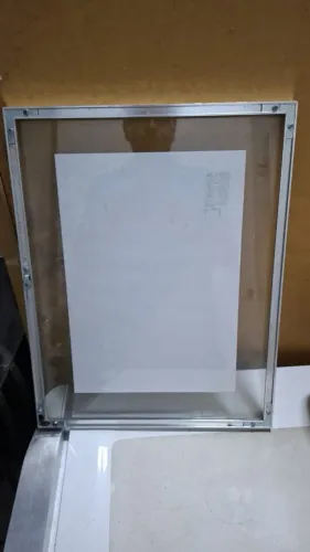 Vendo Quadros  de vidro