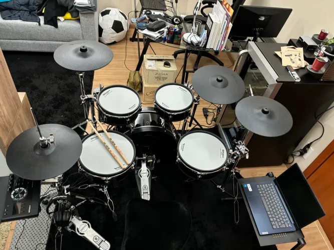 BATERIA ROLAND VAD307 KIT V-DRUMS + FONE