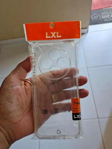 Capa para celular poço c75
