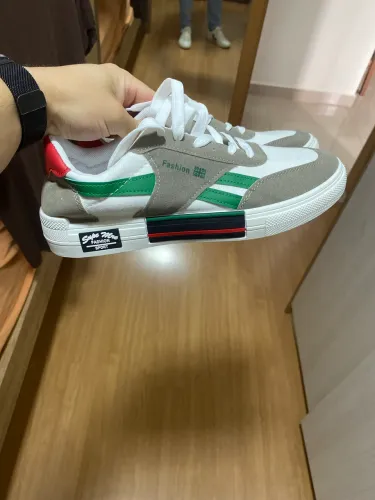 Tênis casual masculino - 39 (80 reais)