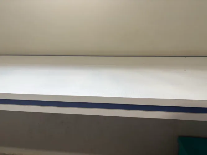 Mesa de estudo/escritório em L em MDF feito sob medida