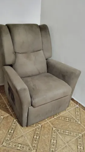 Poltrona Reclinável
